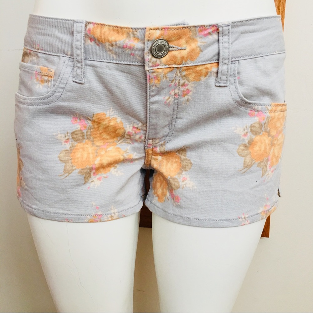 American Eagle Floral Stretch Shortie Shorts Size 12